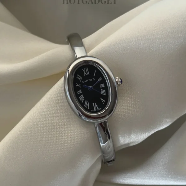 Cartier-Baignoire - (Bracelet Watch) Silver – Black Dial / Silver Strap