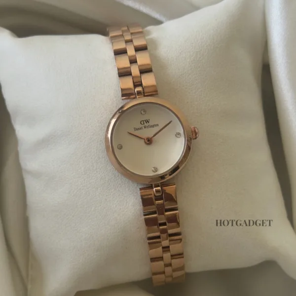DW Elan (Analog Watch) – White Dial / Rose Gold Strap