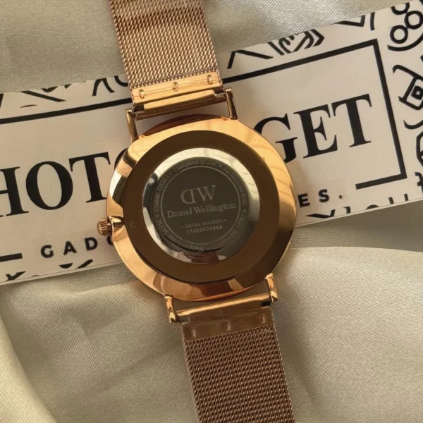DW Petite Melrose (Analog Watch) – Black Dial / Rose Gold Strap