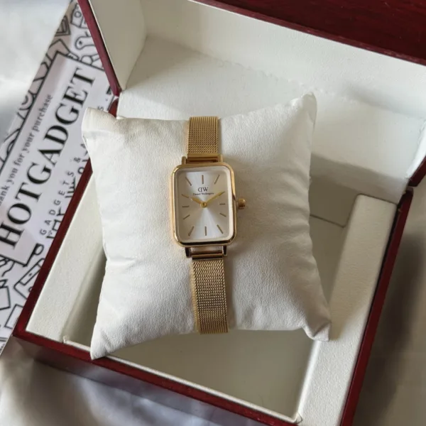 DW Quadro (Analog Watch) – White Dial / Gold Mesh Strap
