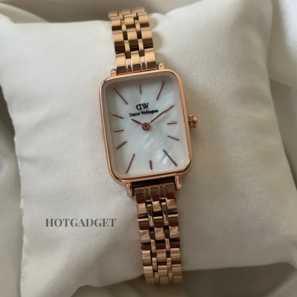 DW Quadro (Analog Watch) – White Dial / Rose Gold Link Strap