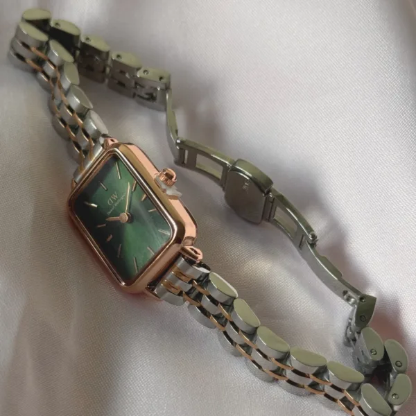 DW Quadro Green (Analog Watch) – Green Dial / Multicoloured Strap