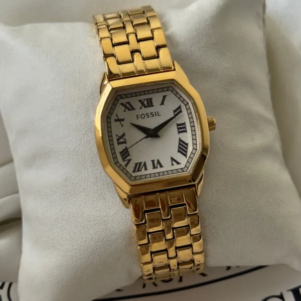 Fossil-Harlow (Analog Watch) – White Dial / Gold Strap