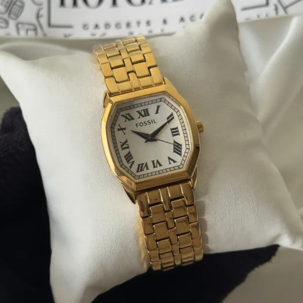 Fossil-Harlow (Analog Watch) – White Dial / Gold Strap