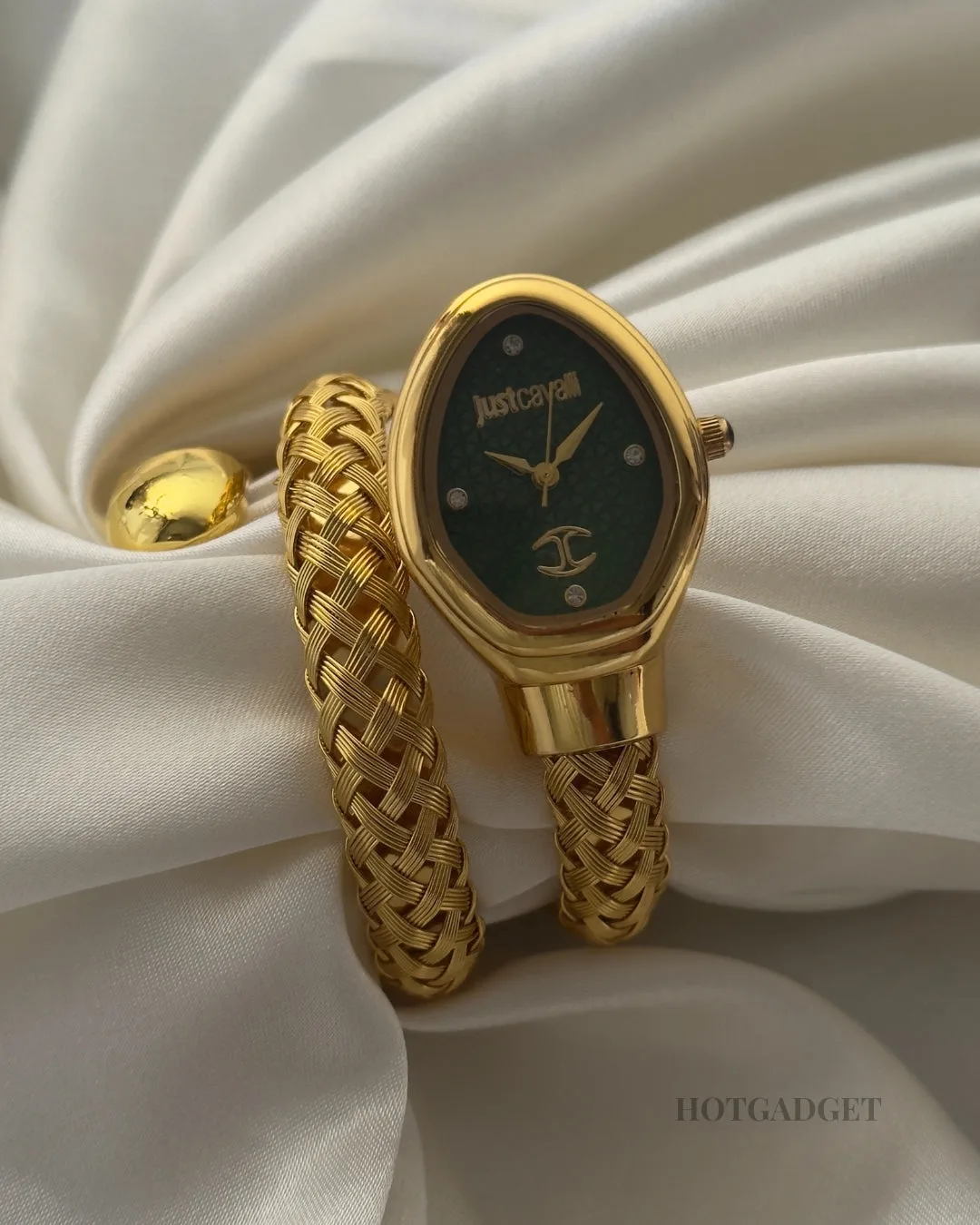 Just c. Snake (Analog Watch) Just c. Snake (Analog Watch) – Green Dial / Gold Strap