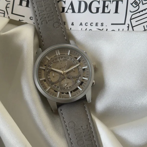 Mont M1122 (Chronograph Watch)