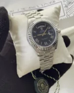 RLX Day-Date 40 – President White Blue – video