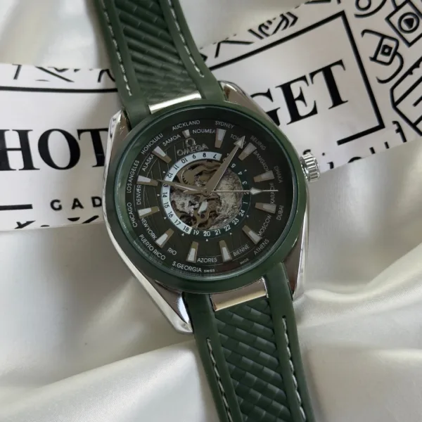 Seamaster Worldtimer (Automatic Watch) – Green