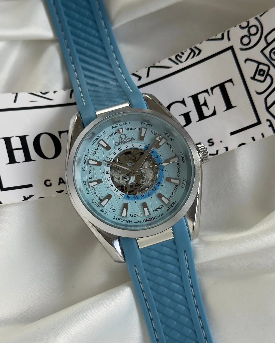 Seamaster Worldtimer (Automatic Watch) Seamaster Worldtimer (Automatic Watch) – Mint Blue