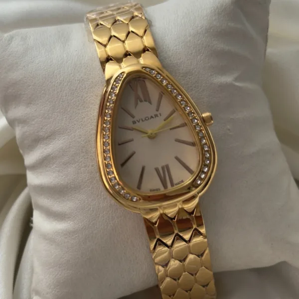 Serpenti (Analog Watch) – White Dial / Gold Strap