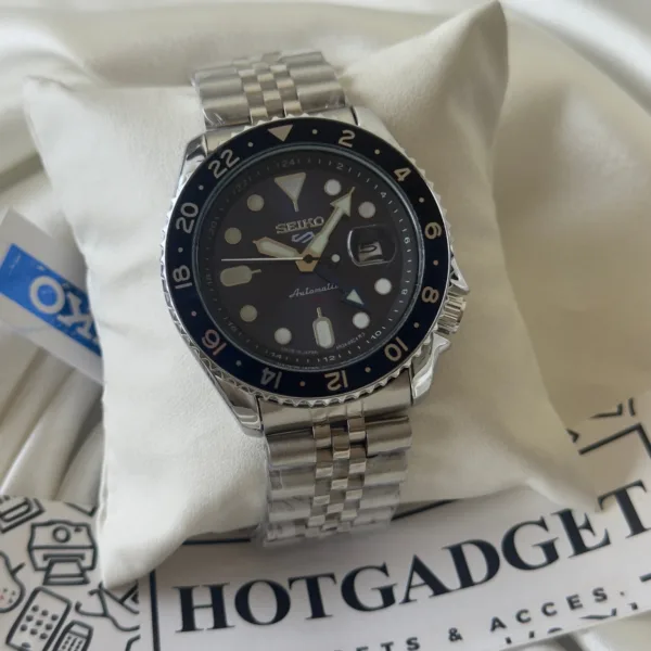SKO-5 Sports (Analog Watch) – Blue Dial / Silver Strap