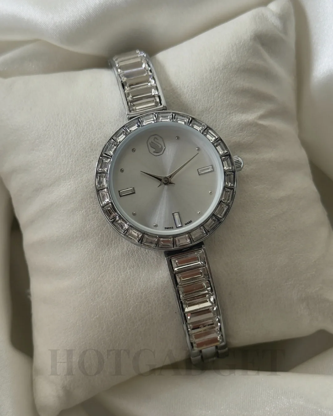 Swarvoski-Matrix Bangle (Bracelet Watch) Swarvoski-Matrix Bangle (Bracelet Watch) – White