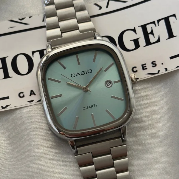 Vintage Classic (Analog Watch) – Mint Green Dial / Silver Strap