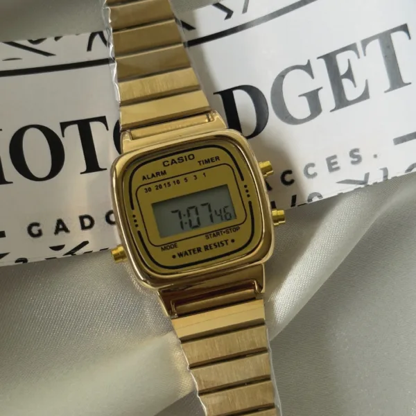 Vintage D124 Gold (Digital Watch) – Gold