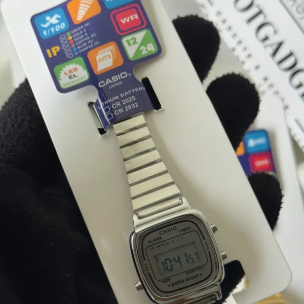 Vintage D124 Grey (Digital Watch)