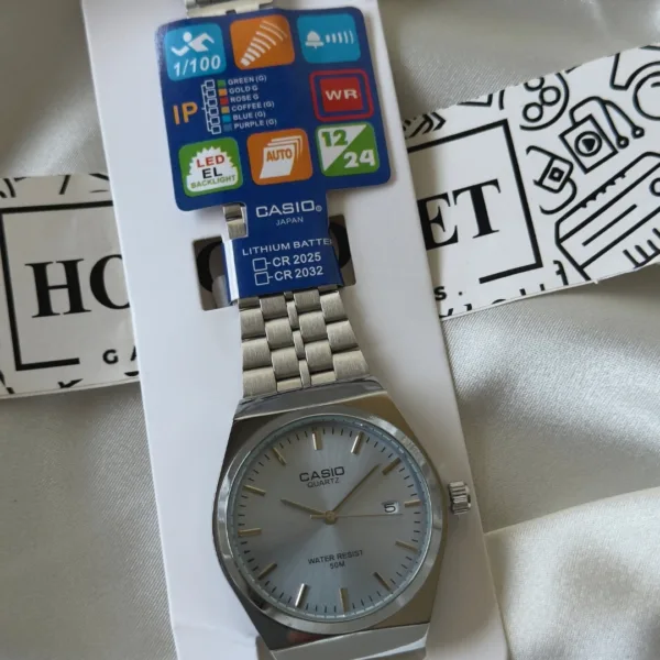 Vintage Enticer A2199 (Analog Watch) – Mint Blue Dial / Silver Strap